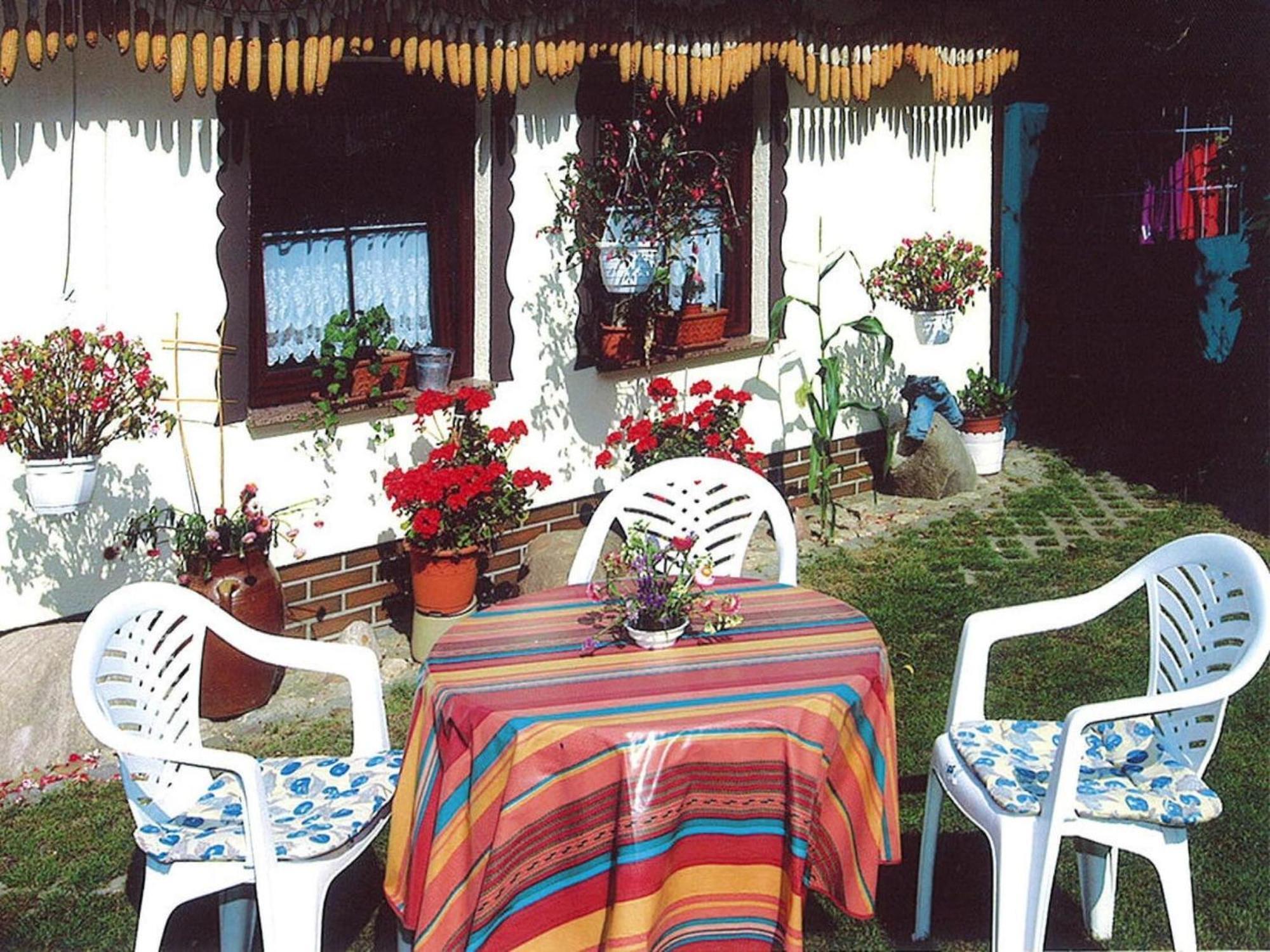 Bungalow In L Bben With A Terrace Lubben Bagian luar foto